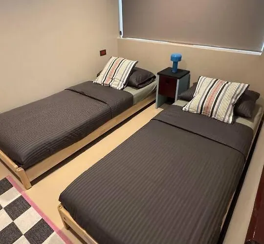 Nueng Rana Twin 2 Private Homes Yaowarat