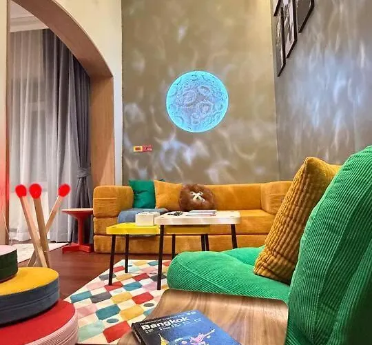 Nueng Rana Twin 2 Private Homes Yaowarat