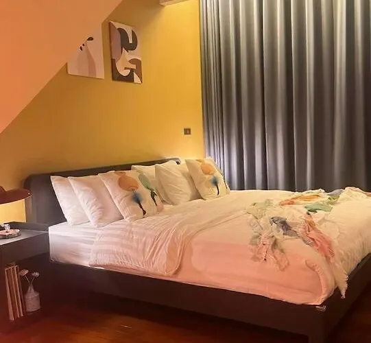 Nueng Rana Twin 2 Private Homes Yaowarat Bangkok